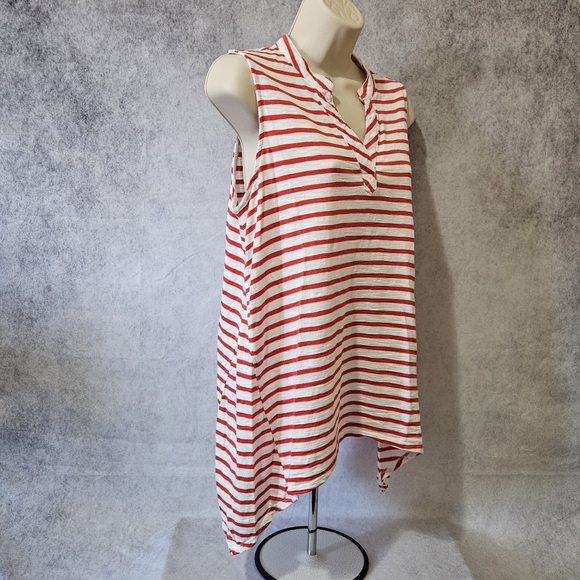 Chicos Sleeveless Striped V-Neck Relaxed Fit Tunic Slub Tank - Picture 5 of 10